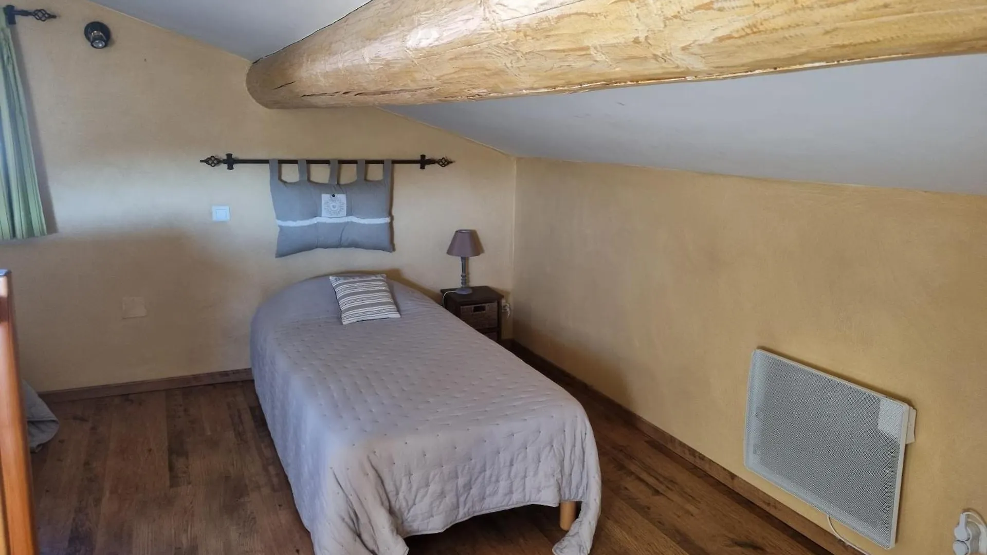 La Fanette Otel Montbrison-sur-Lez Konukevi