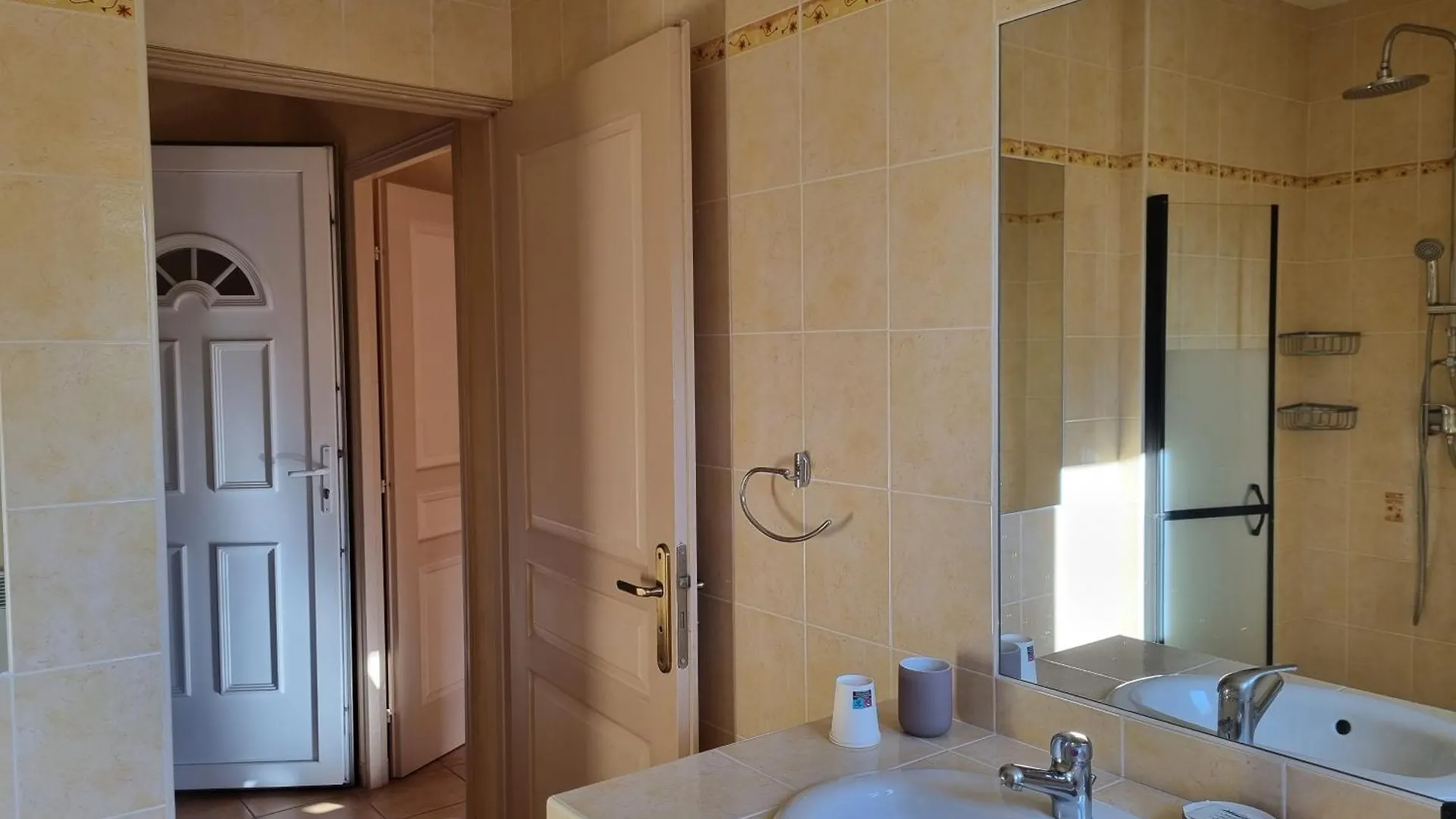 La Fanette Hotel Montbrison-sur-Lez Gasthuis